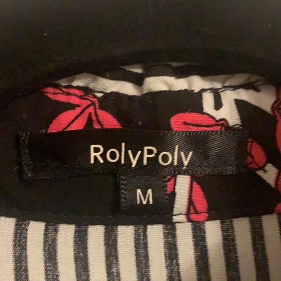 Button up top - Picture 3 of 9